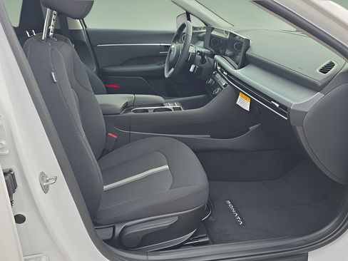 Certified 2026 Hyundai Sonata SEL FWD image 13