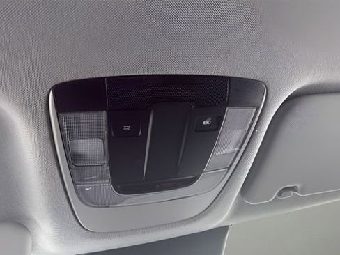 Used 2024 Kia Seltos LX image 30