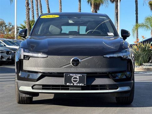 New 2026 Volvo EX30 Cross Country Ultra image 8