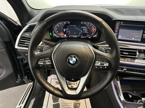 Used 2023 BMW X5 xDrive40i AWD/4WD image 32