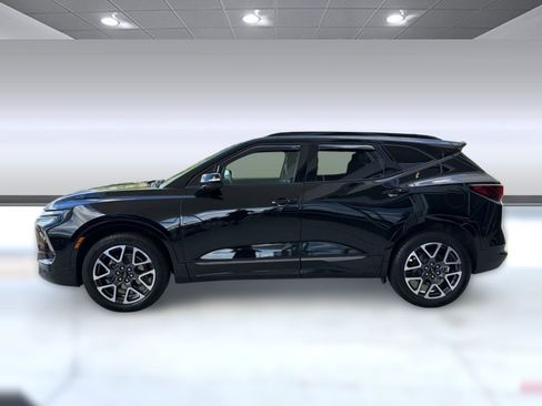 Used 2024 Chevrolet Blazer RS w/ Driver Confidence II Package AWD/4WD image 2