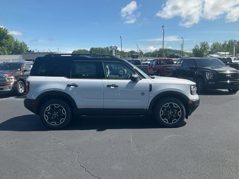 New 2026 Ford Bronco Sport Outer Banks w/ Outer Banks Tech Package+ AWD/4WD image 4