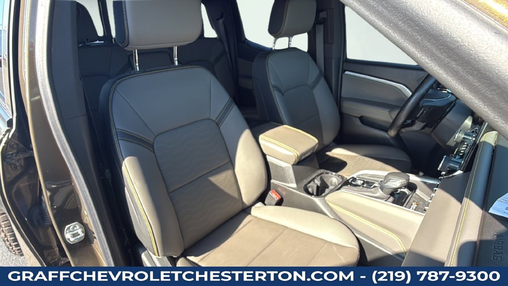 Used 2025 Chevrolet Colorado ZR2 AWD/4WD image 47