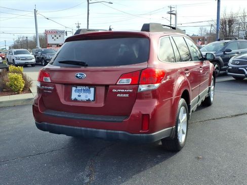Used 2014 Subaru Outback 2.5i Limited image 5