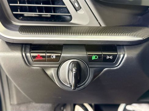 Used 2021 Porsche 911 Turbo S image 27