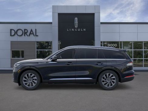 New 2026 Lincoln Aviator 2WD image 3