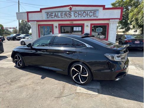 Used 2021 Honda Accord Sport image 2