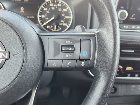 Used 2024 Nissan Rogue SV AWD/4WD image 33