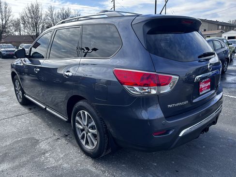 Used 2014 Nissan Pathfinder SV w/ Trailer Tow Package image 6