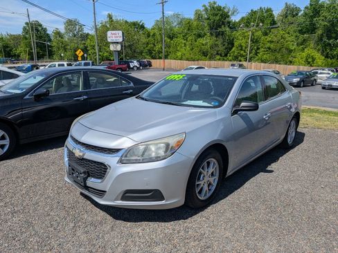 Used 2014 Chevrolet Malibu LS FWD image 2