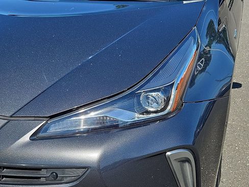 Used 2019 Toyota Prius LE AWD/4WD image 9