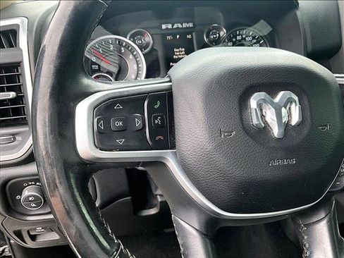 Used 2019 RAM 1500 Big Horn image 18