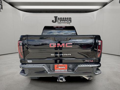 Used 2026 GMC Sierra 2500 AT4 w/ AT4 Premium Plus Package AWD/4WD image 2