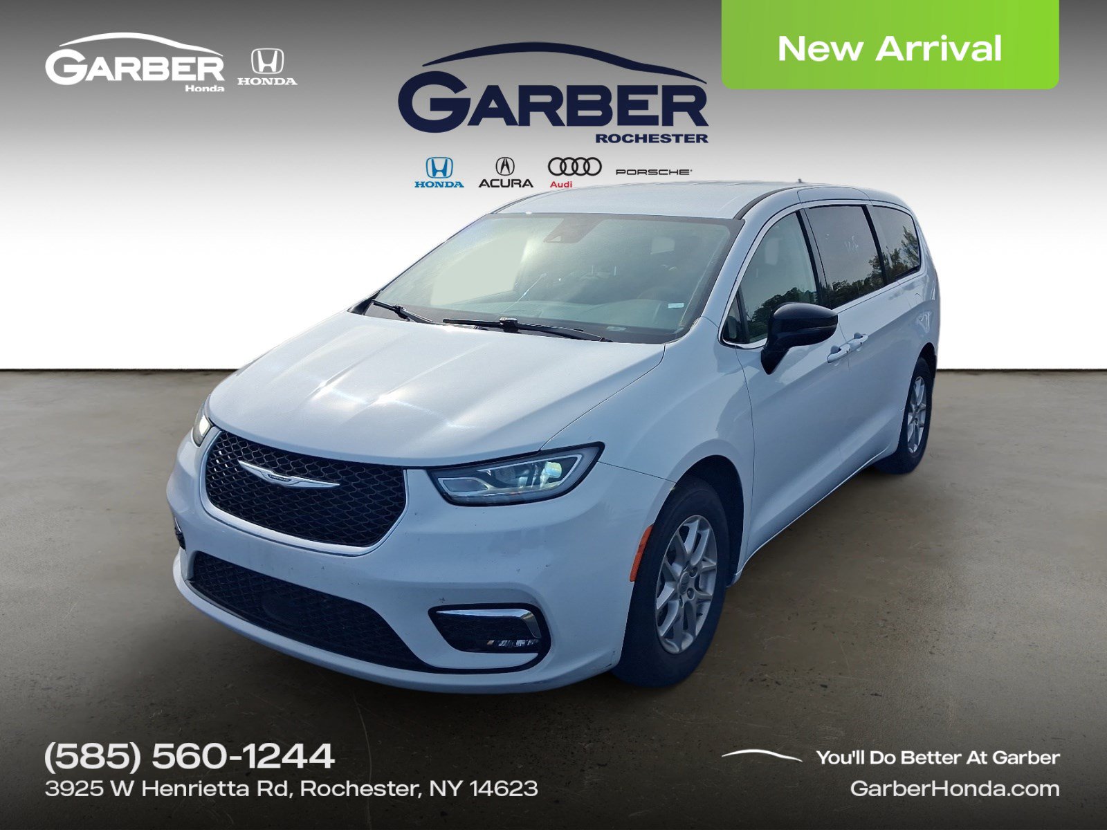 Used 2024 Chrysler Pacifica Touring-L FWD image 1