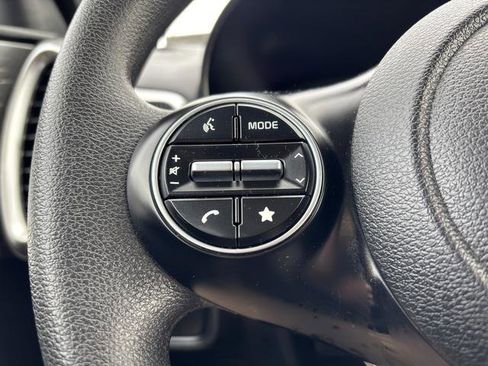 Used 2023 Kia Soul LX image 19