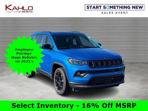 New 2025 Jeep Compass Latitude w/ Sun & Sound Group image 1