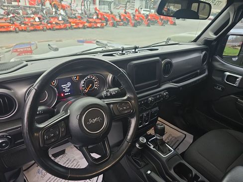 Used 2023 Jeep Wrangler Sport S image 10