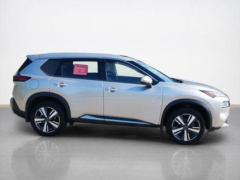 Certified 2023 Nissan Rogue Platinum w/ Platinum Premium Package AWD/4WD image 2