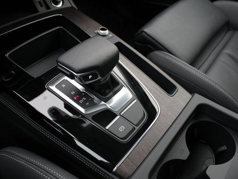 Used 2025 Audi Q5 2.0T Premium Plus image 19