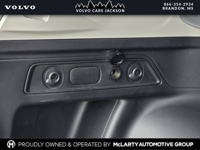 Used 2024 Subaru Forester Premium AWD/4WD image 32