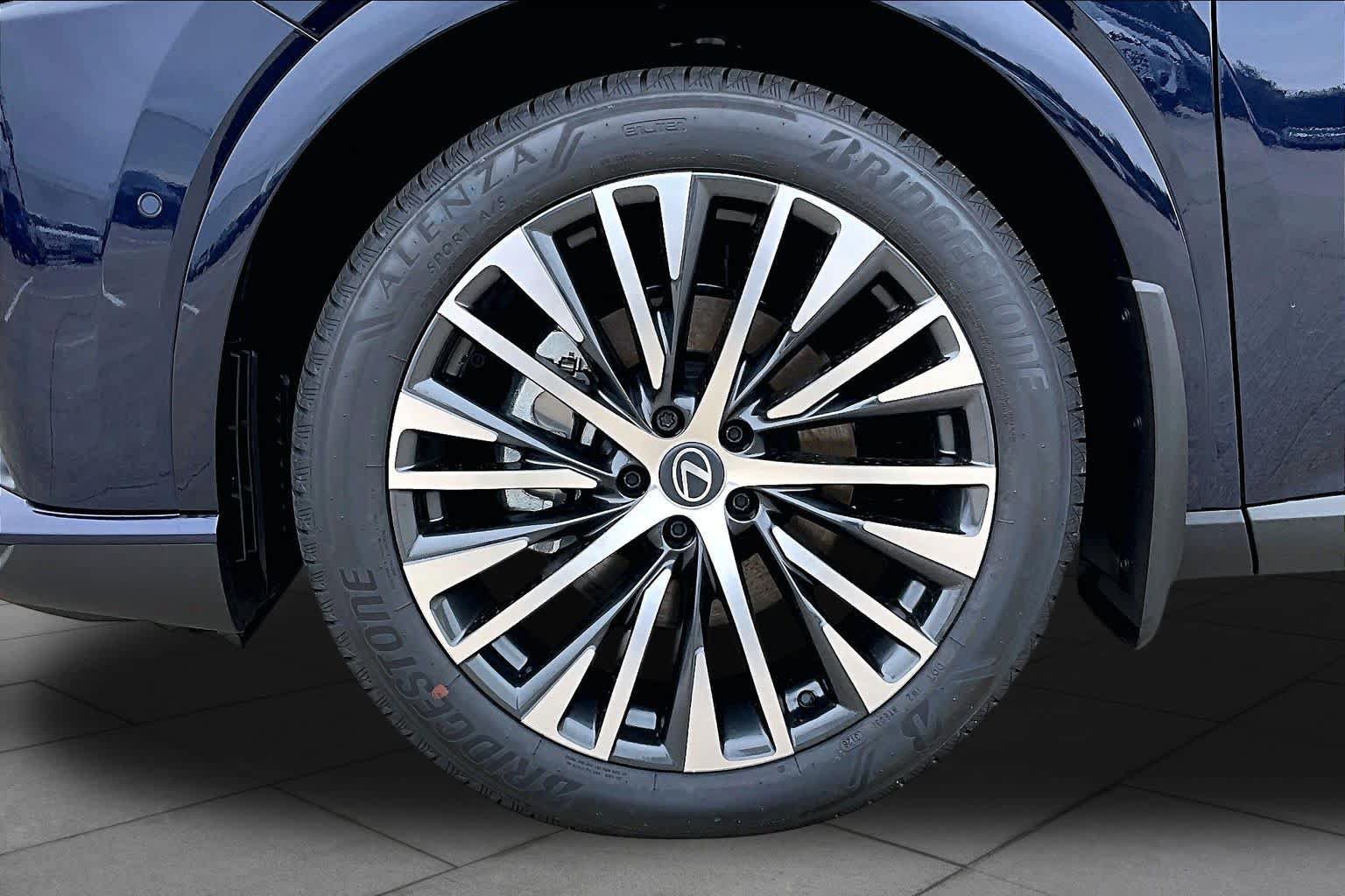 New 2026 Lexus RX 350 Premium Plus w/ Convenience Package AWD/4WD image 11