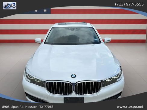 Used 2018 BMW 740i xDrive AWD/4WD image 4