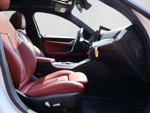 Used 2023 BMW i4 eDrive40 RWD image 27