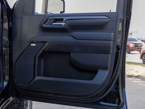 Used 2024 GMC Sierra 2500 AT4 w/ AT4 Premium Plus Package image 34