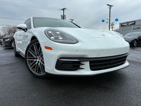 Used 2018 Porsche Panamera 4S image 64