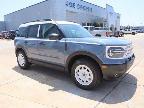 New 2025 Ford Bronco Sport Heritage w/ Convenience Package AWD/4WD image 1