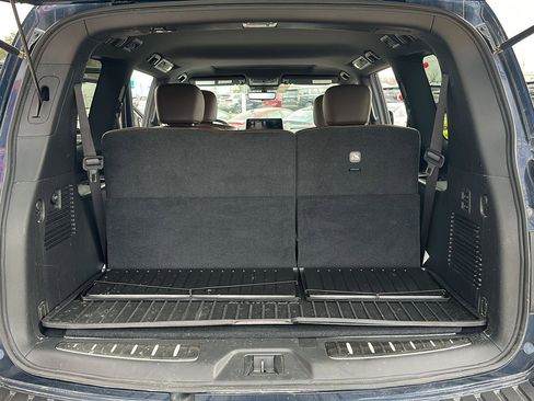 Used 2024 Nissan Armada Platinum w/ Captain's Chairs Package image 18