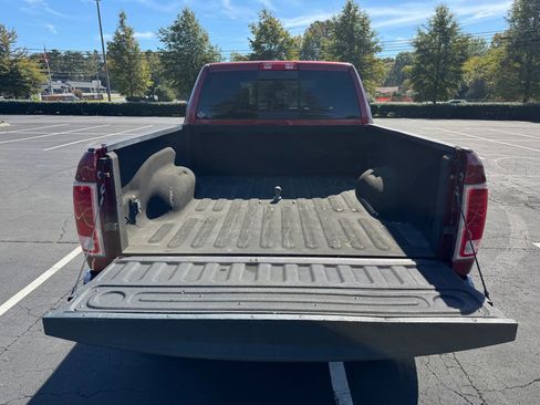 Used 2015 RAM 2500 Laramie w/ Convenience Group image 9