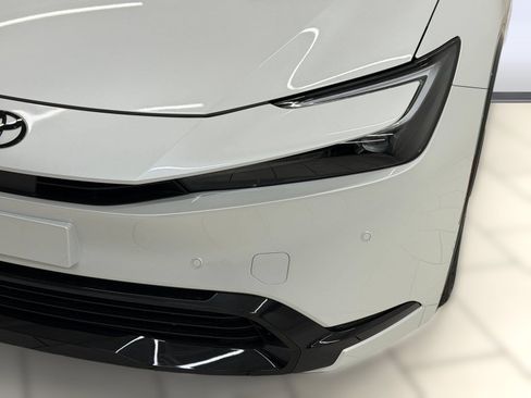 New 2026 Toyota Prius AWD image 9