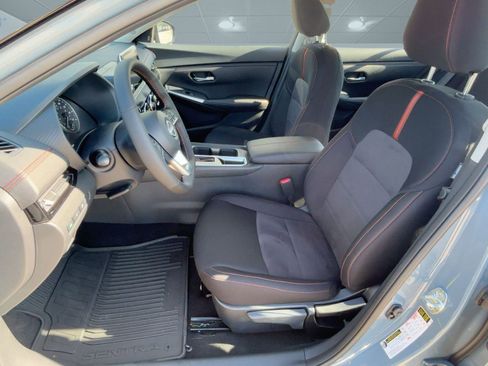New 2025 Nissan Sentra SR image 5