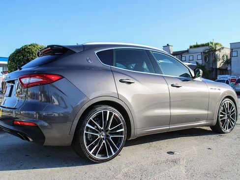 Used 2020 Maserati Levante GTS AWD/4WD image 6