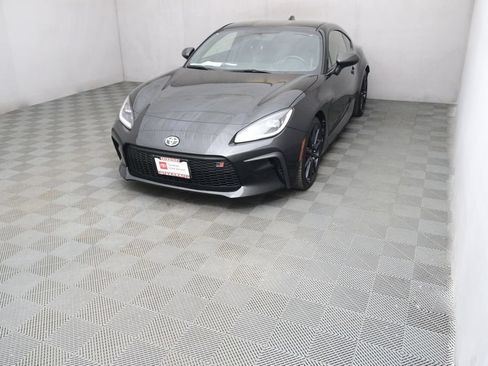 Certified 2023 Toyota GR86 Premium RWD image 1