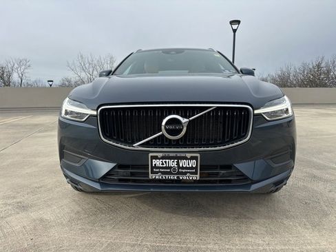 Used 2020 Volvo XC60 T5 Momentum w/ Protection Package Premier image 2