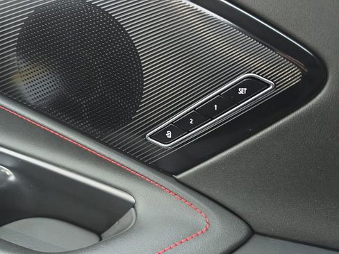 New 2026 Chevrolet Corvette E-Ray w/ Stealth Interior Trim Package image 31