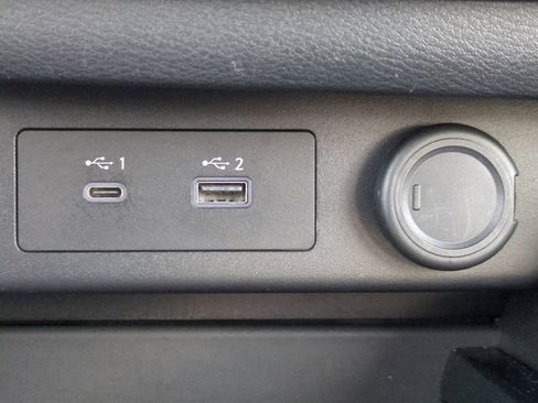 Used 2023 Nissan Rogue SV image 22