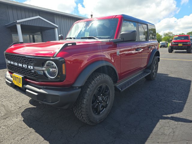 Used 2025 Ford Bronco Big Bend AWD/4WD image 3