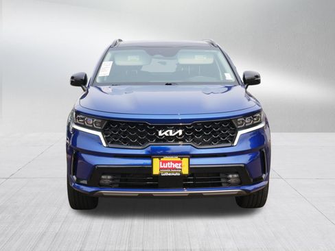 Used 2023 Kia Sorento SX AWD/4WD image 2