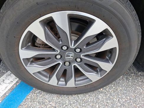 Used 2024 Honda Odyssey EX-L image 14