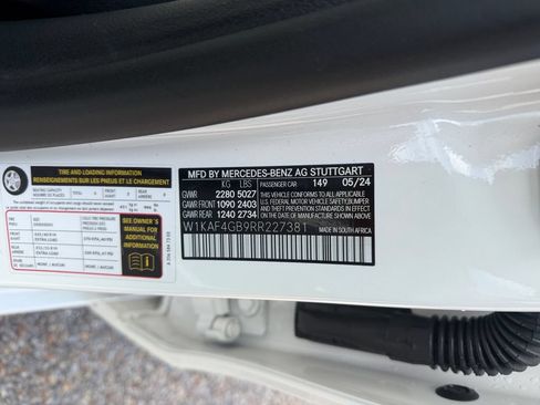 Certified 2024 Mercedes-Benz C 300 Sedan image 26