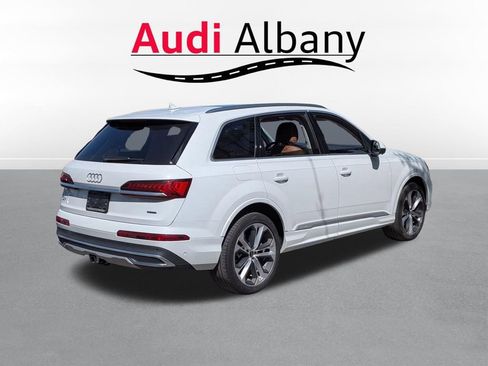 Used 2023 Audi Q7 3.0T Premium Plus AWD/4WD image 4