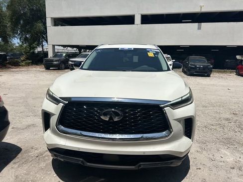 Used 2023 INFINITI QX60 Luxe w/ Cargo Package FWD image 4