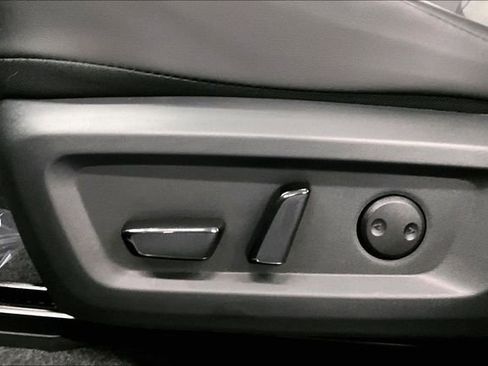 New 2026 Nissan Rogue SV FWD image 31