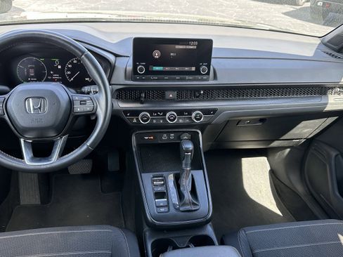 Used 2024 Honda CR-V Sport image 12