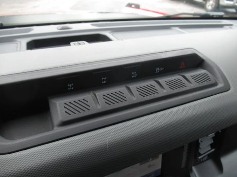 Used 2021 Ford Bronco Big Bend w/ Sasquatch Package AWD/4WD image 24