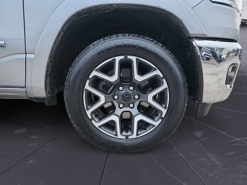 Used 2025 RAM 1500 Laramie image 9