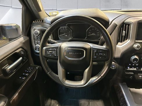 Used 2023 GMC Sierra 3500 Denali w/ Denali Ultimate Package image 13